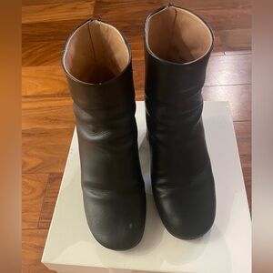 Margiela sock black sock boots